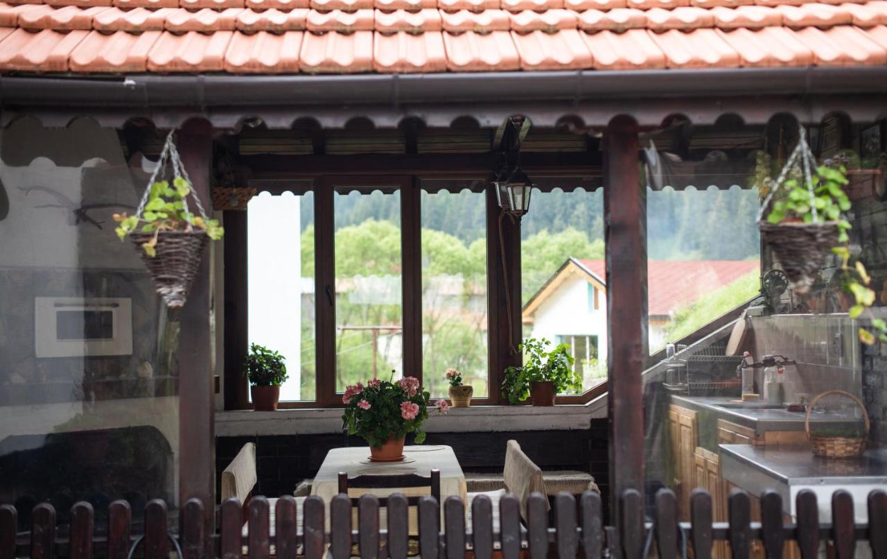 Guest House Rossy Trigrad Luaran gambar